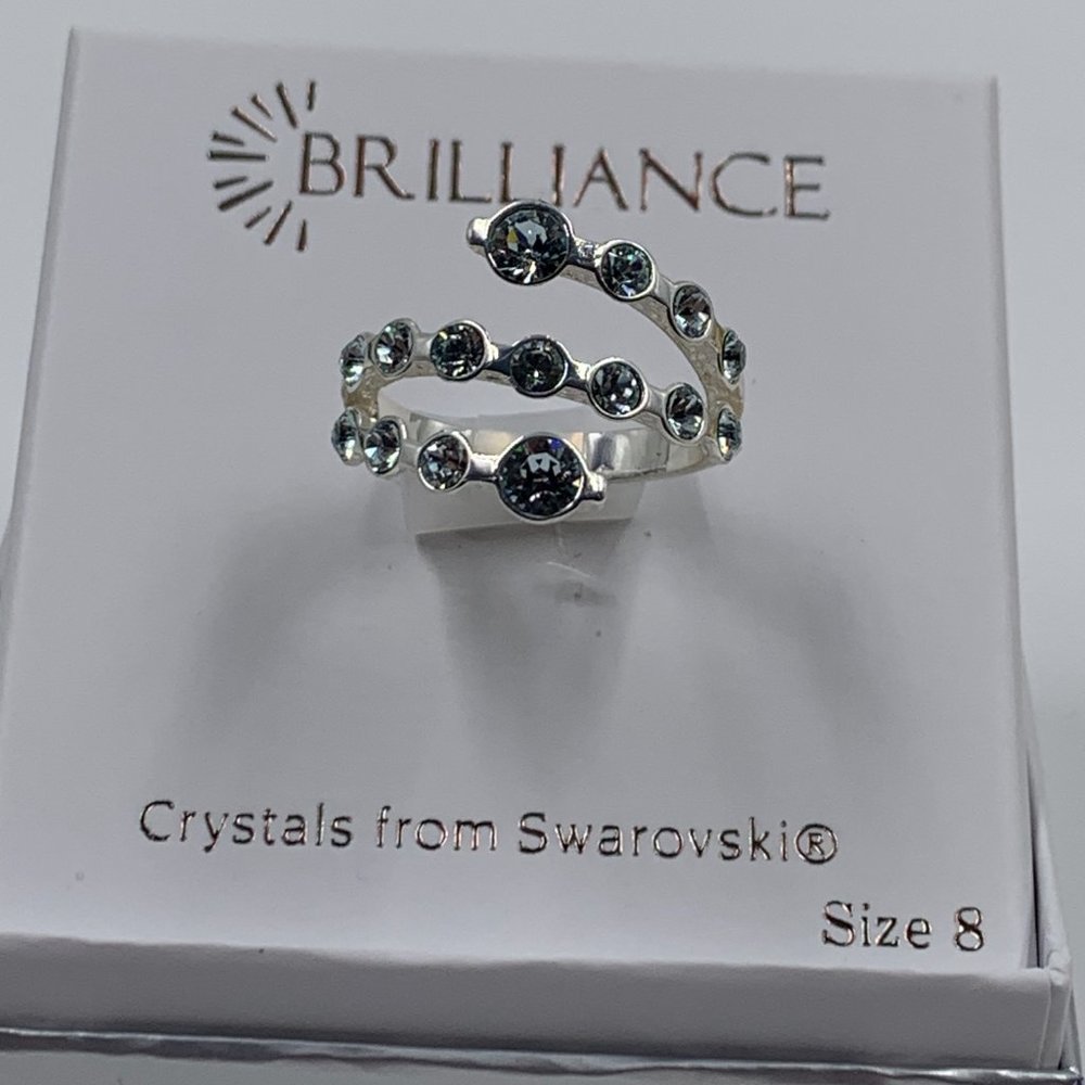 Ring - Picture 3 of 8